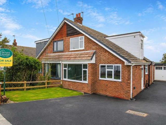 Farm for sale in West Ardsley, Tingley