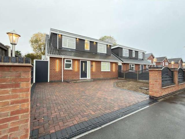 Farm for sale in Rushey Mead, Leicester