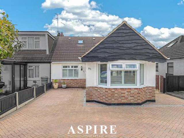 Farm for sale in Rayleigh, Southend-on-Sea