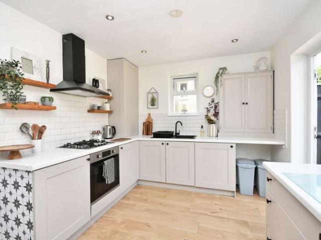 Farm for rent in Upton, Acol