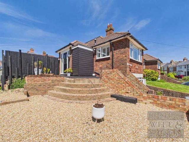 House for sale in Clive Vale, Guestling Green