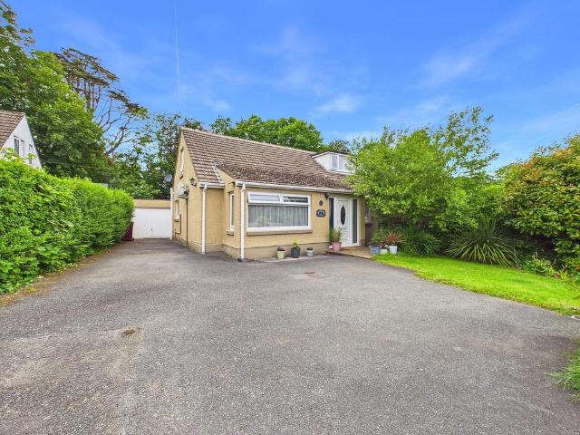 Bungalow for sale in Merlin's Bridge, Wales
