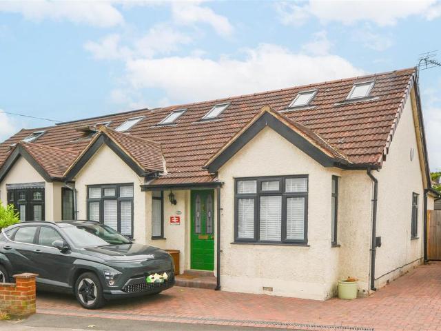 Bungalow for sale in Navestock Side, Essex