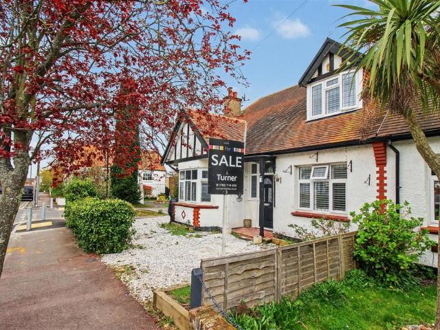 House for sale in Alton Barnes, Isle Of Man