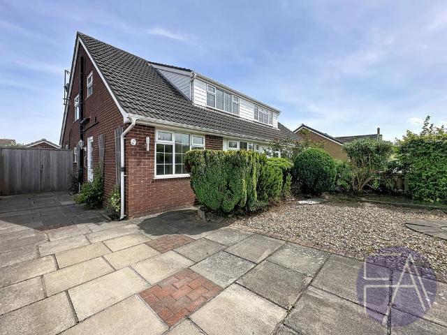 Bungalow for sale in Marshside, Southport
