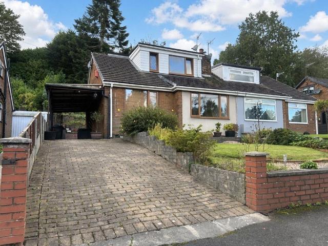 Bungalow for sale in Springhead, Oldham