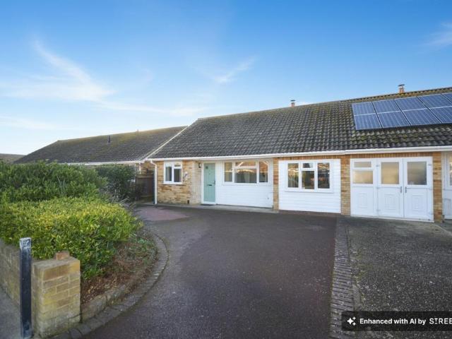 Bungalow for sale in Folkestone, Kent