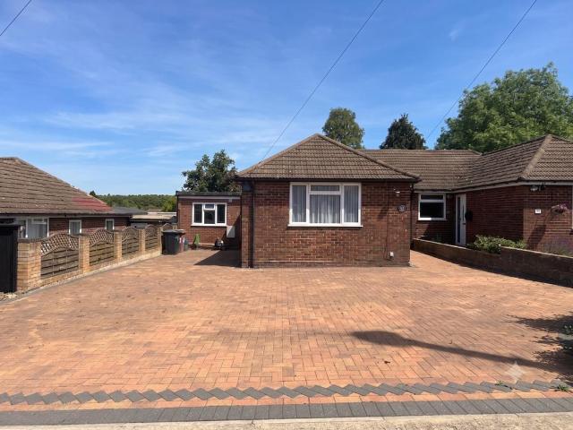 Bungalow for sale in Farley Hill, Spring Park