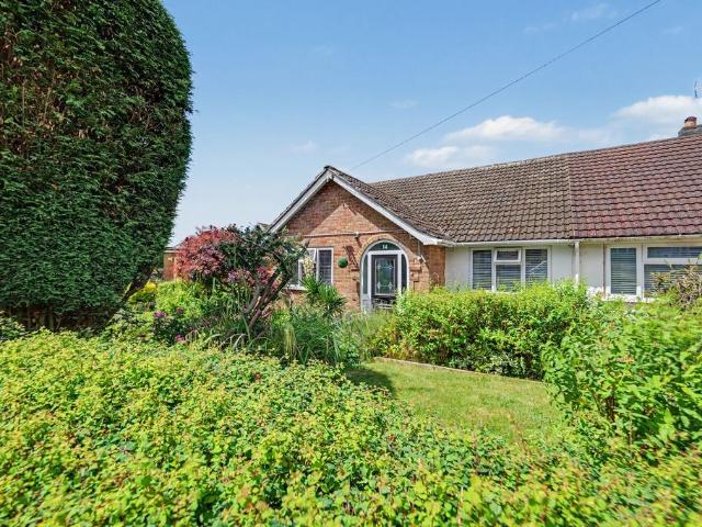 Bungalow for sale in Bedworth Heath, Camp Hill