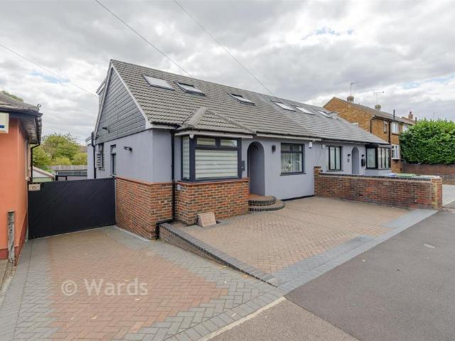 Bungalow for sale in Belvedere, Greater London