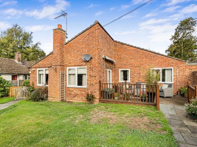Bungalow for sale in Hadleigh, Babergh