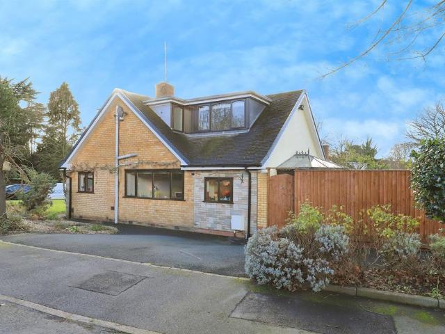 Bungalow for sale in Stourbridge, West Midlands
