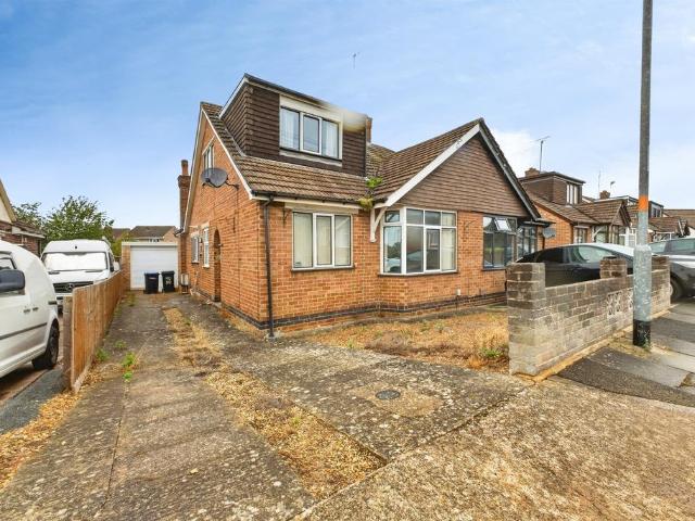 Bungalow for sale in Spring Park, Kingsthorpe