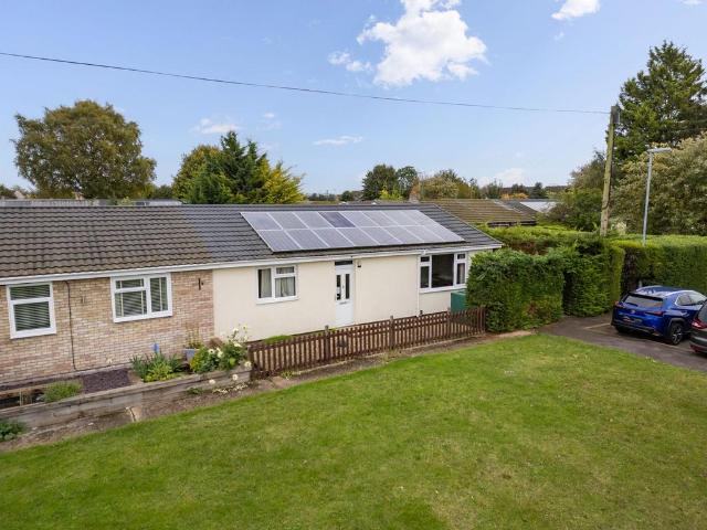 Bungalow for sale in Arrington, Cambridgeshire