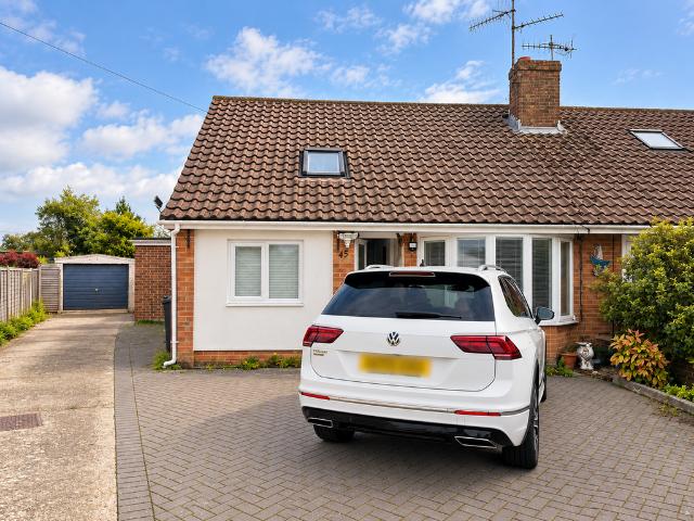 Bungalow for sale in Salvington, Worthing