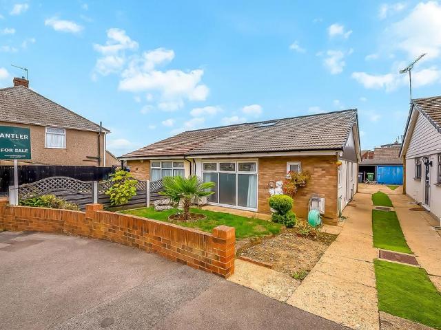 Bungalow for sale in Maypole, Monks Orchard