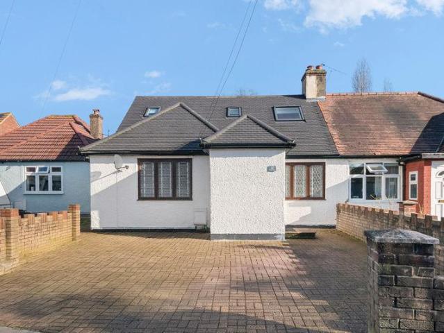 Bungalow for sale in London Borough of Ealing, Greater London