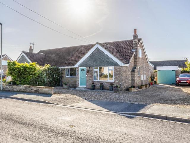 Bungalow for sale in Thornton-le-Dale