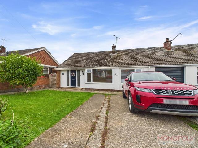 Bungalow for sale in Marford, Wales