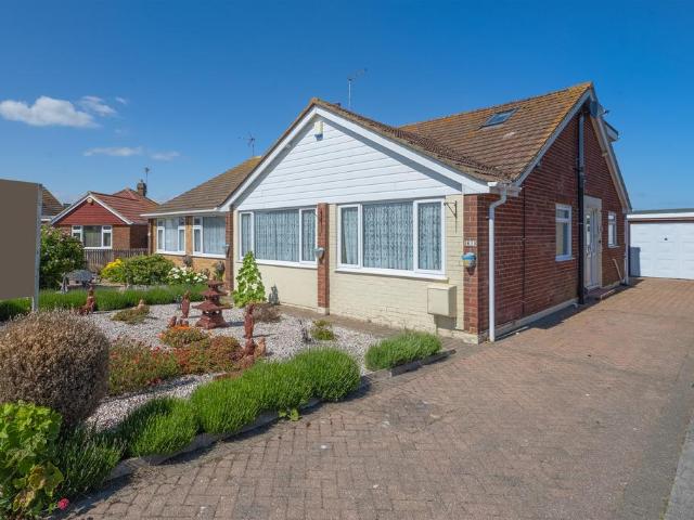 Bungalow for sale in Studd Hill, Whitstable