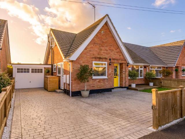 Bungalow for sale in Barton Seagrave, North Northamptonshire