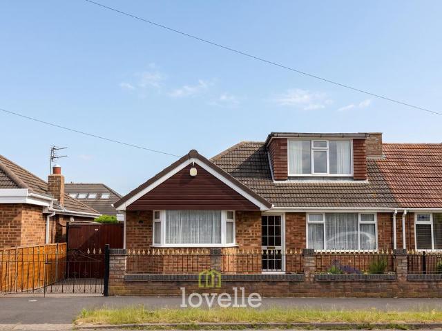 Bungalow for sale in North East Lincolnshire