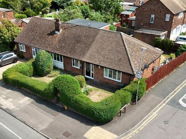 Bungalow for sale in Lewsey Farm, Luton