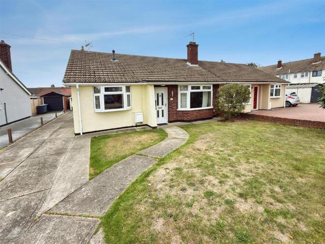 Bungalow for sale in Oulton Broad, East Suffolk