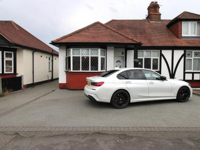 Bungalow for sale in Corbets Tey, Greater London