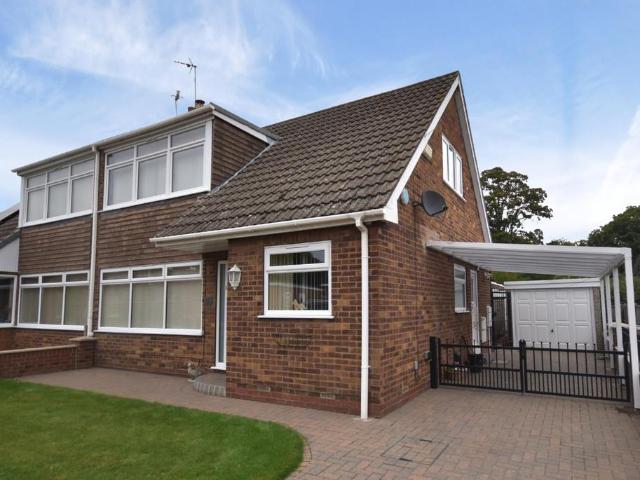 Bungalow for sale in Airmyn