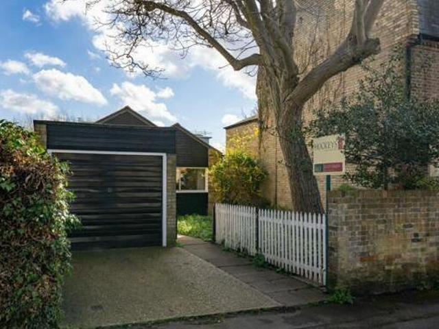 House for sale in Arbury, Cambridgeshire