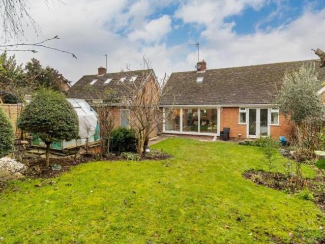 Bungalow for sale in Worcestershire