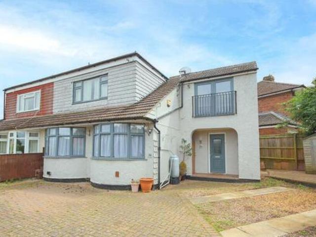 House for sale in Northampton, Northamptonshire