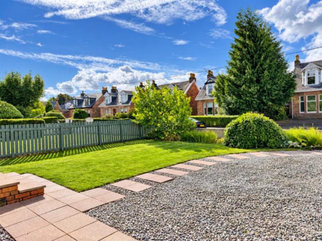Bungalow for sale in Uddingston, Scotland