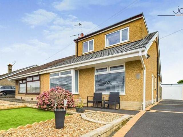 House for sale in Hala, Bare