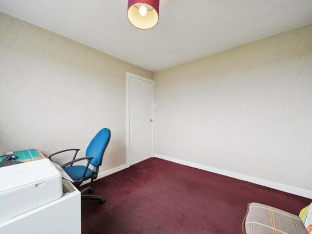 Bungalow for sale in Giffnock, Scotland