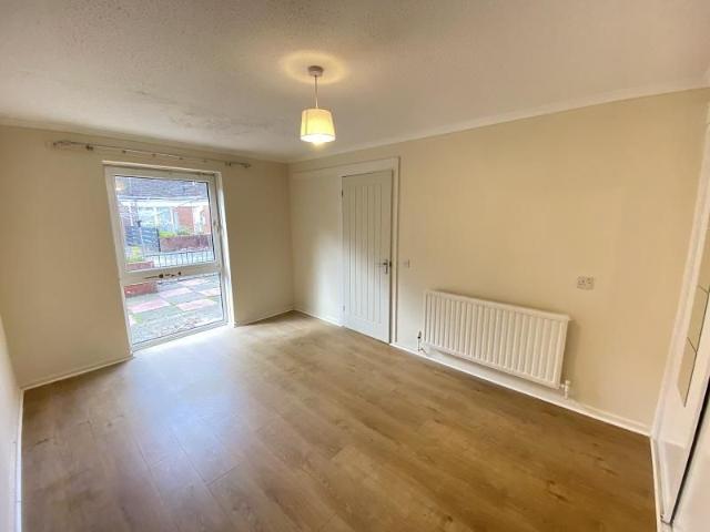 House for rent in Nangreaves, Wales