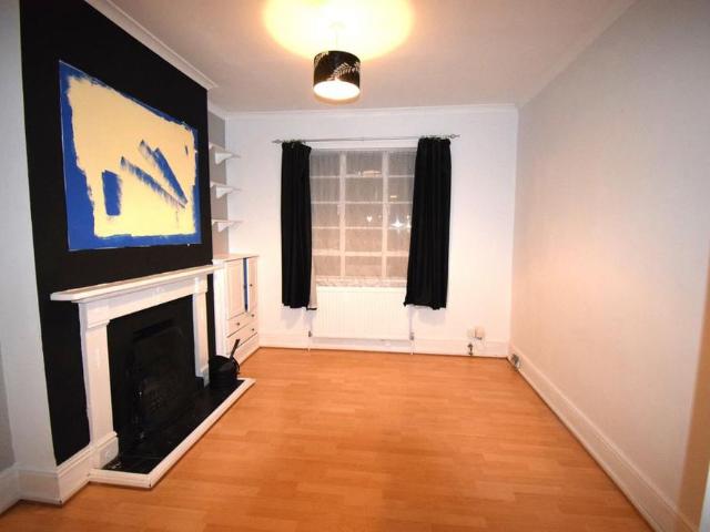 House for rent in London Borough of Redbridge, Greater London