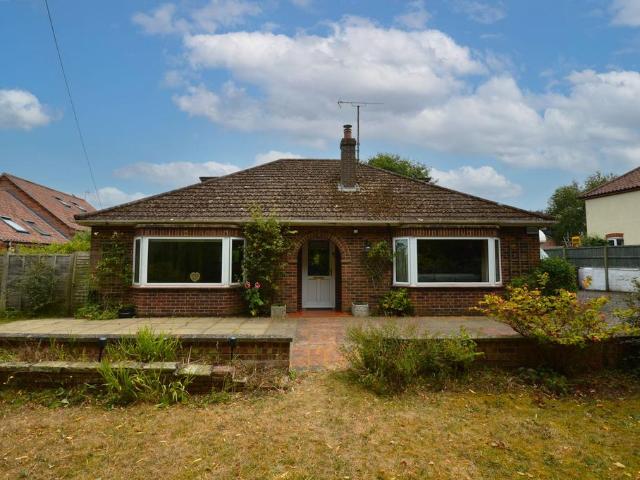 Bungalow for rent in Comers, Norfolk