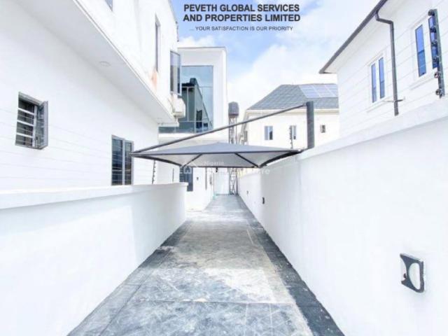 Duplex for sale in Eti Osa, Lagos