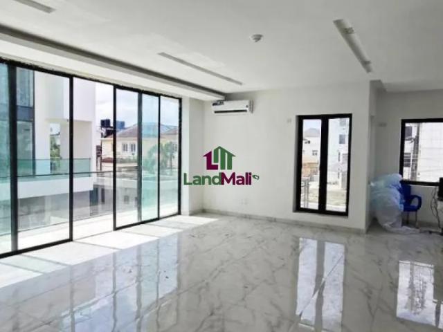 Property for sale in Eti Osa, Abuja