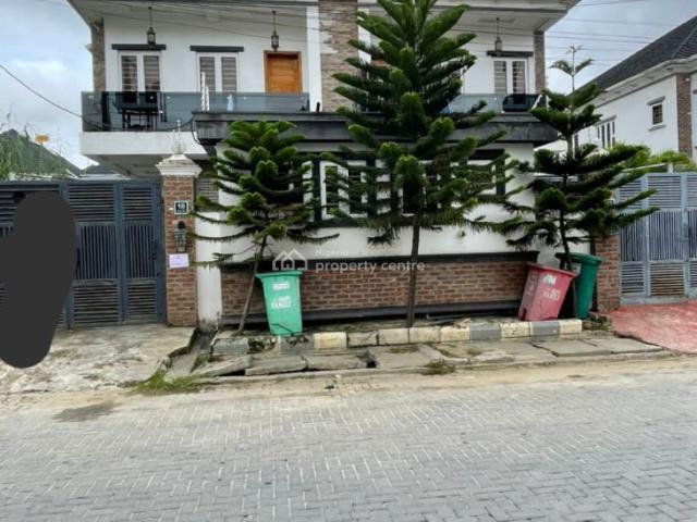 Duplex for sale in Eti Osa, Lagos