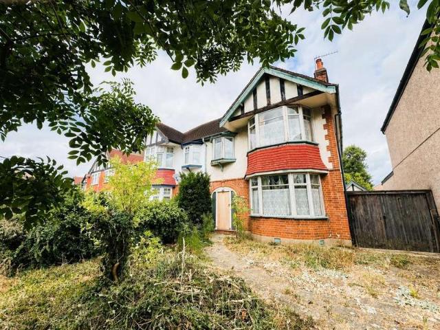 Farm for sale in London Borough of Hounslow, Greater London