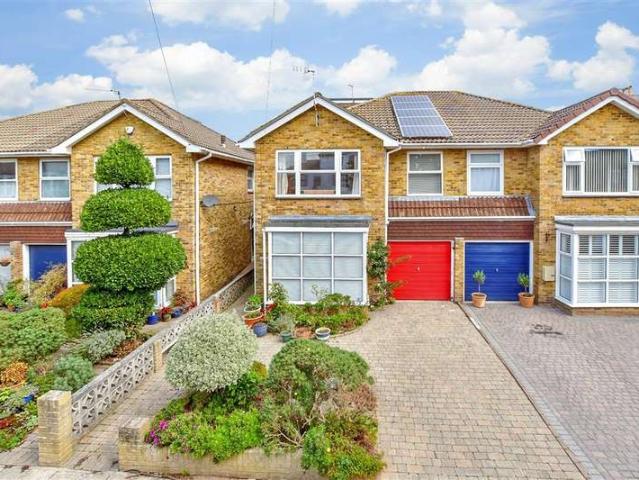 Farm for sale in Southsea, City Of Portsmouth