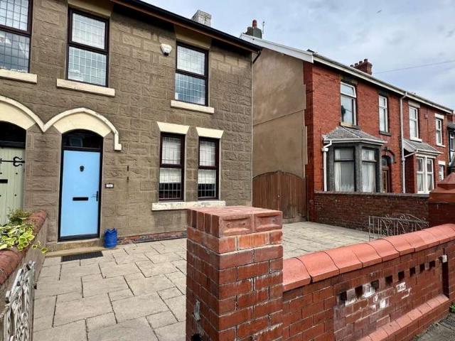 Farm for sale in Squires Gate, Blackpool
