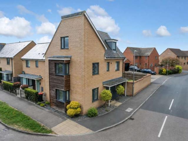 Farm for sale in Oakridge Park, Old Wolverton