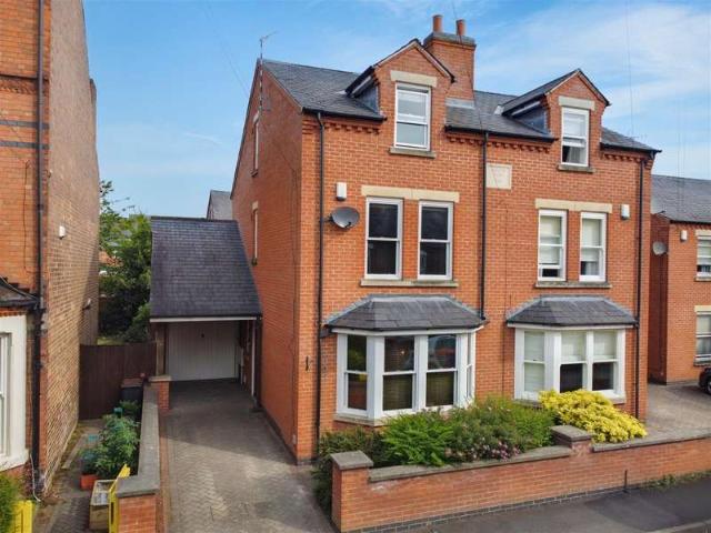Farm for sale in Beeston, Broxtowe