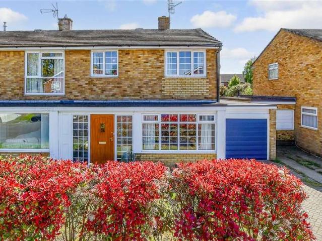 Farm for sale in Sandown Park, Kent