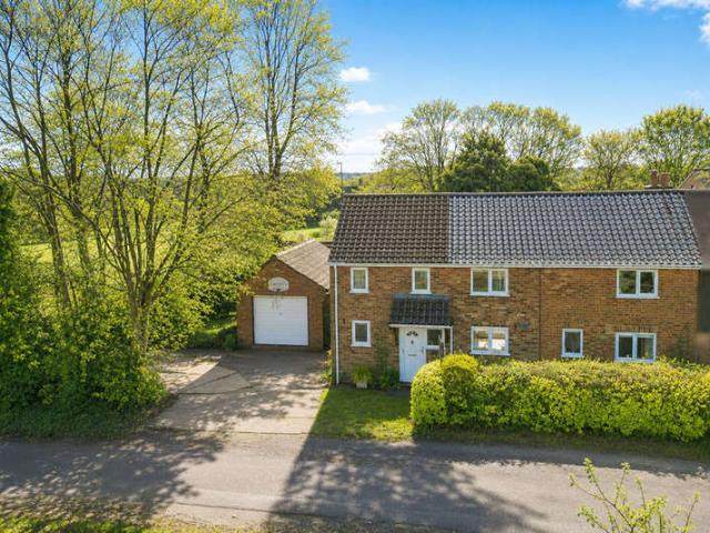 Farm for sale in Hales, Burgh St Peter