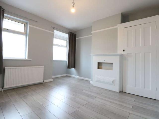 Farm for rent in London Borough of Ealing, Greater London